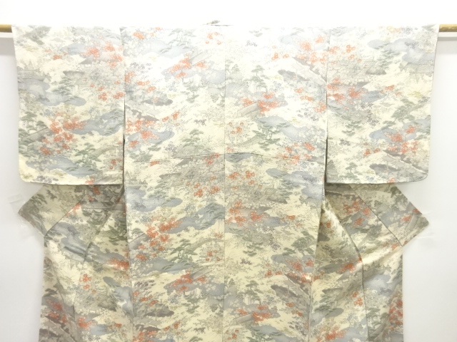  縮緬地　屋敷に草花模様小紋着物